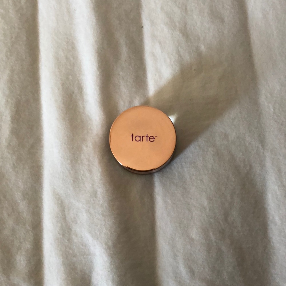 Tarte glitter shadow pot